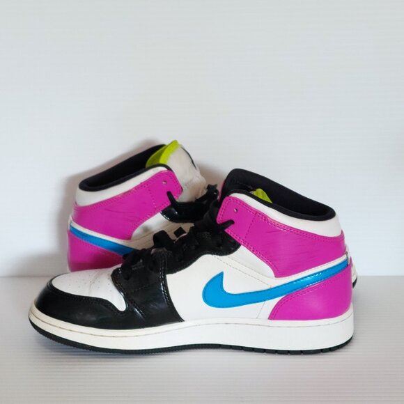 Air Jordan 1 Mid SE GS "Cyber Active Fuchsia" CZ9835 100 - HSML17 - Picture 3 of 6